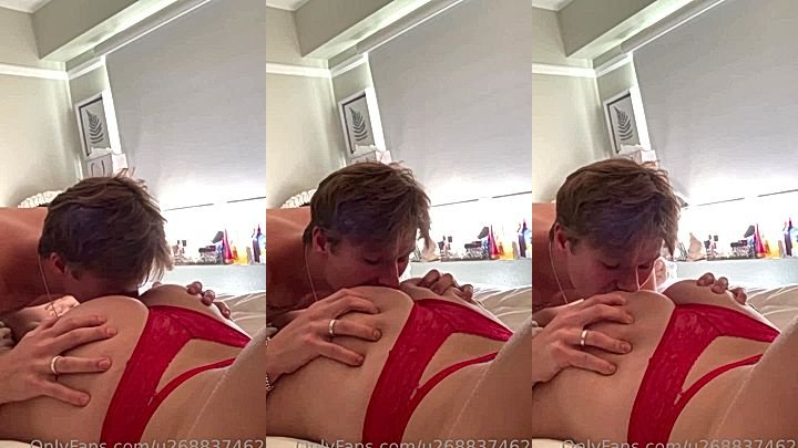 Hailey Sigmond ass got squeezed by face